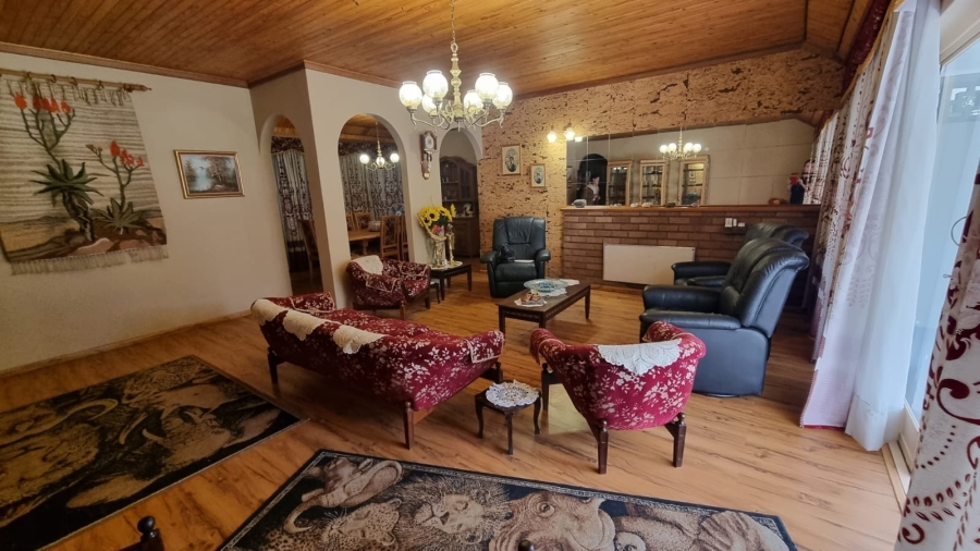 5 Bedroom Property for Sale in Neserhof North West
